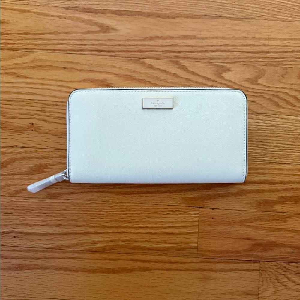 Kate Spade Cream Wallet